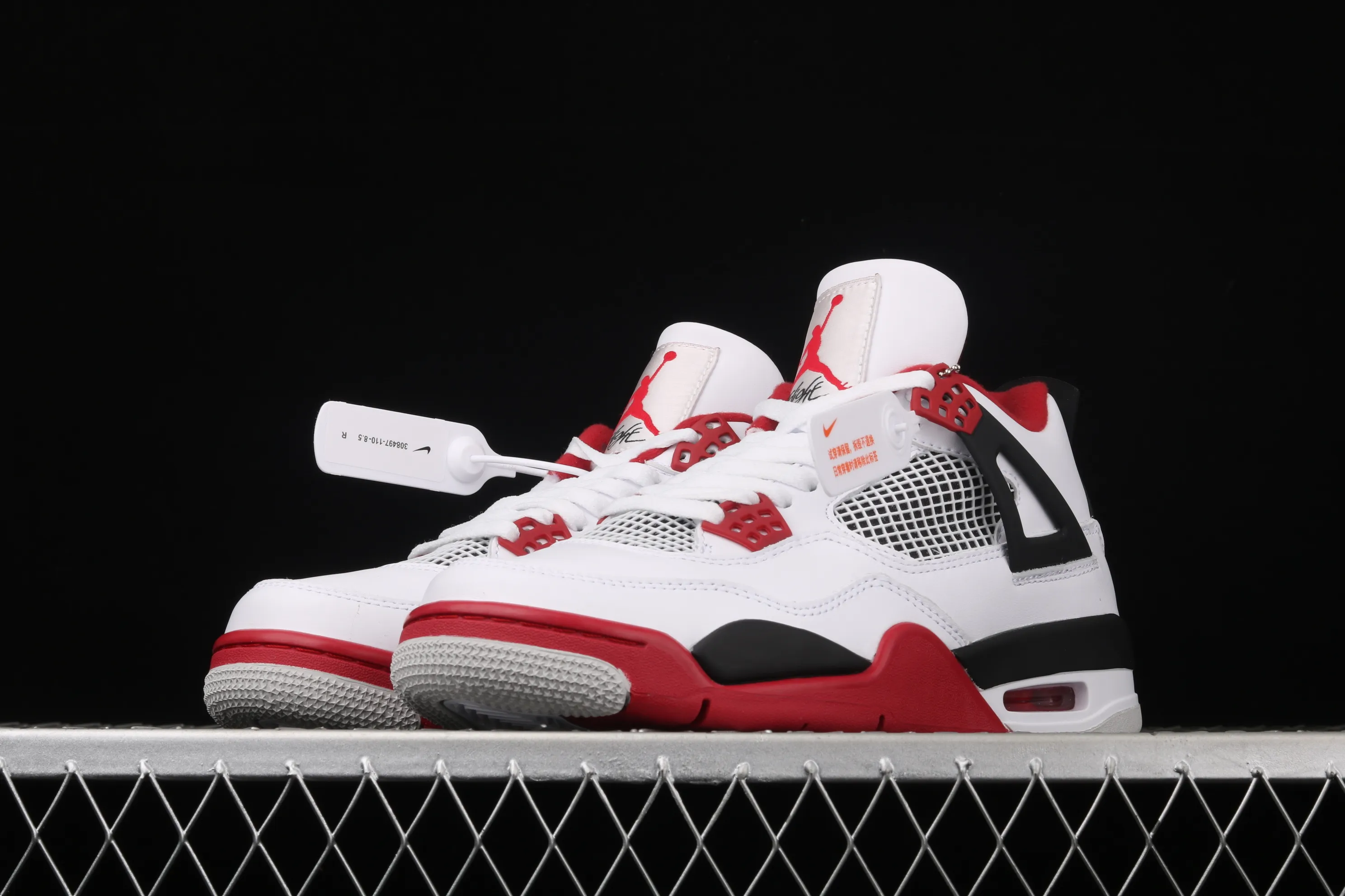 All categories Air Jordan Jordan series basketball shoes Air Jordan 4 new version Air Jordan 4 "Varsity Red" AJ4 Jordan 4 re-engraved first year white black red basketball shoes 308497-110